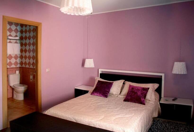 Номер Стандарт, Hostal Mesón Castilla