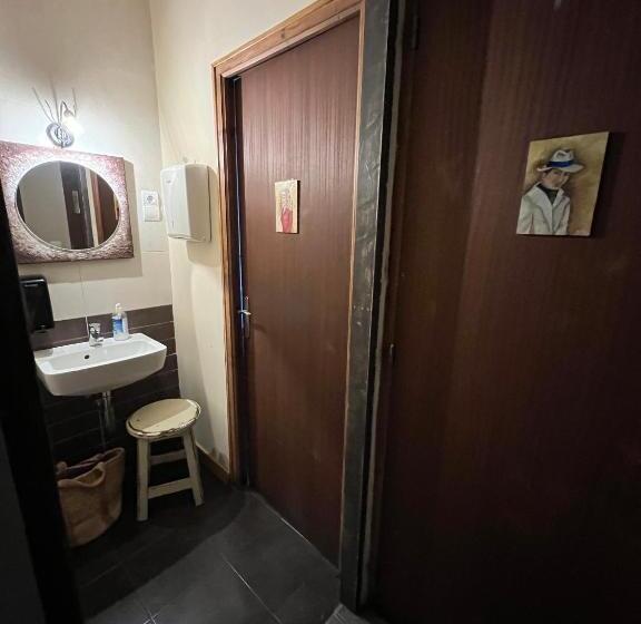 Дом 4 Спальни, Chalet De Montaña Pous De La Neu