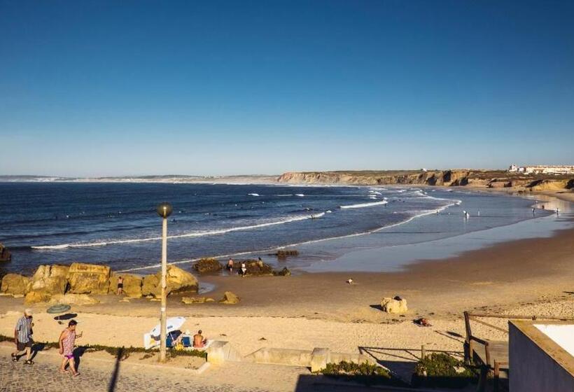 스탠다드 룸 킹사이즈 침대, Balili Surf House