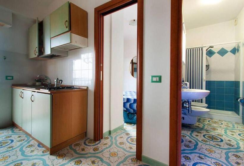آپارتمان 1 خوابه با تراس, Belmare Residence On The Beach