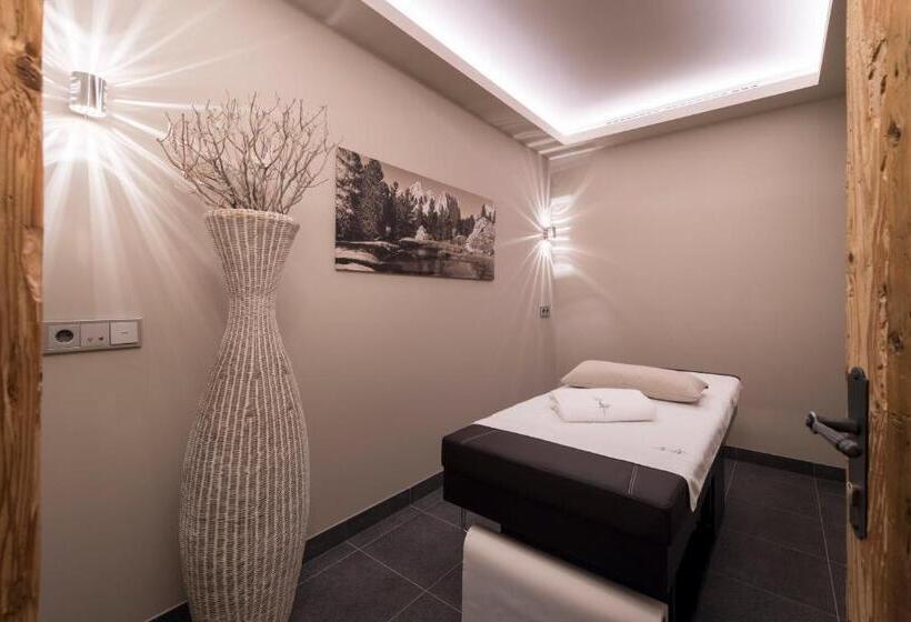 Апартаменты 1 Спальня, Aurina Lodges
