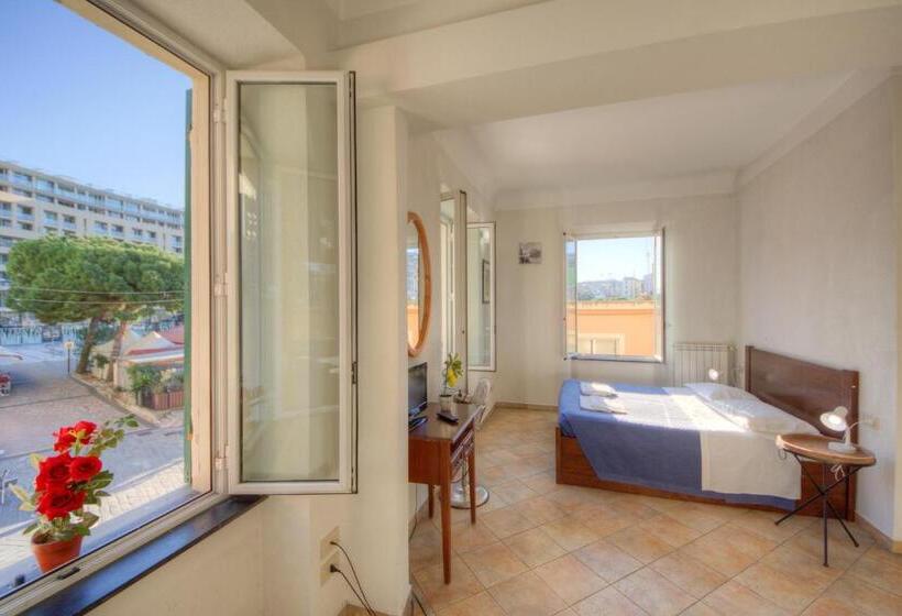 استودیوی استاندارد, Club Nautico Savona