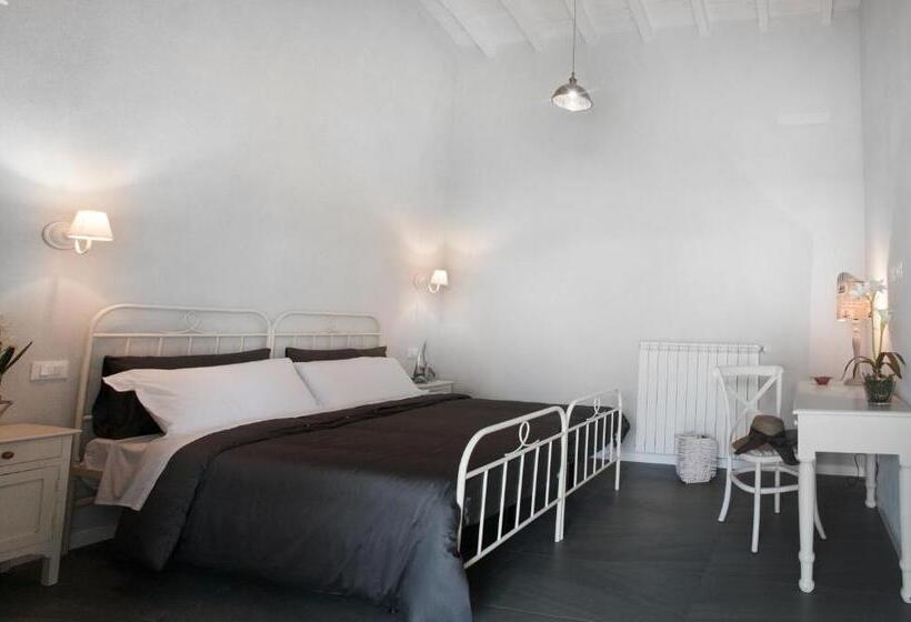 스탠다드 룸, Skipper White Guest House