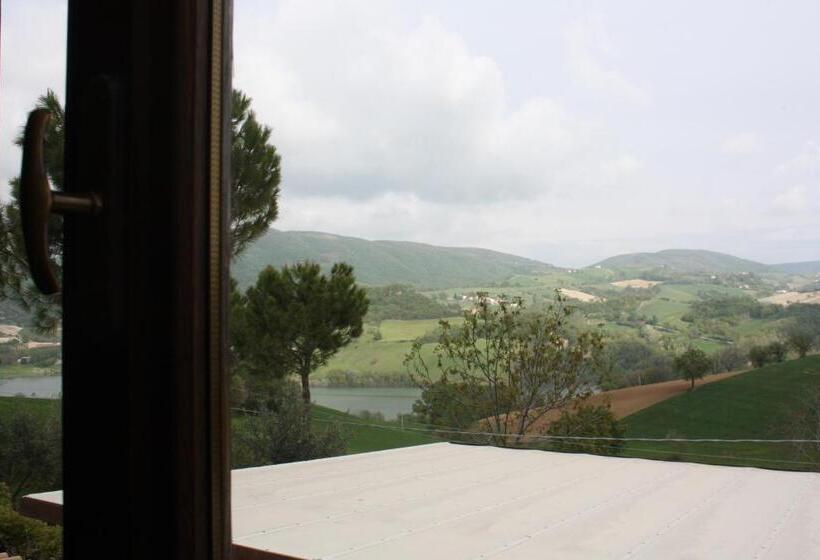 Номер Стандарт Вид на Озеро, Agriturismo La Corte Sul Lago