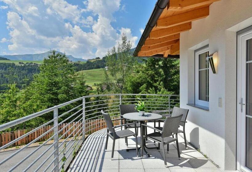 Апартаменты 2 Спальни, Residence Treyer