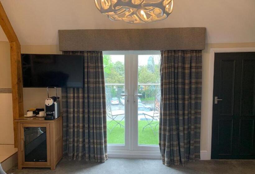 Люкс, The Wheatsheaf Hotel, Sandbach