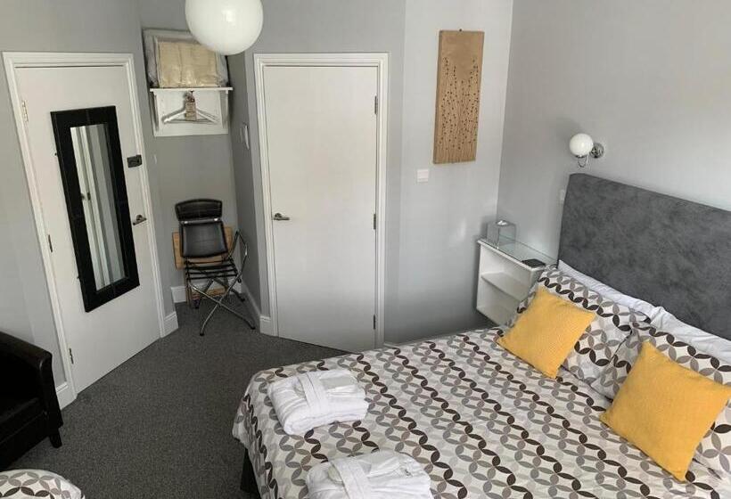 Семейный Номер, Armada Guesthouse