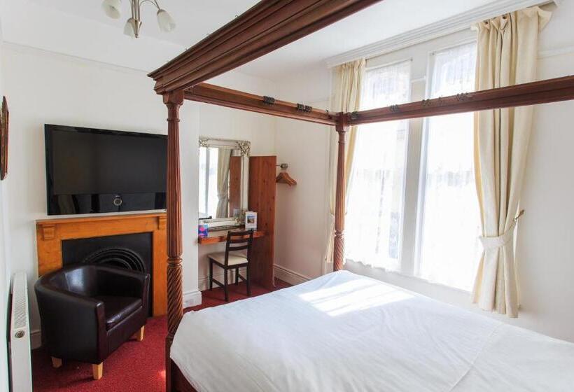 اتاق استاندارد با تخت بزرگ, Bridge Guest House
