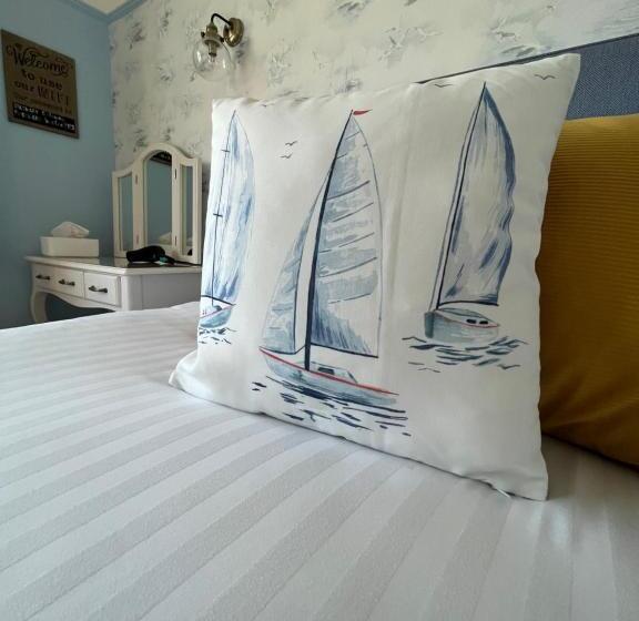 Стандартный Номер Кровать Кинг, Between The Bays Exclusively For Adults