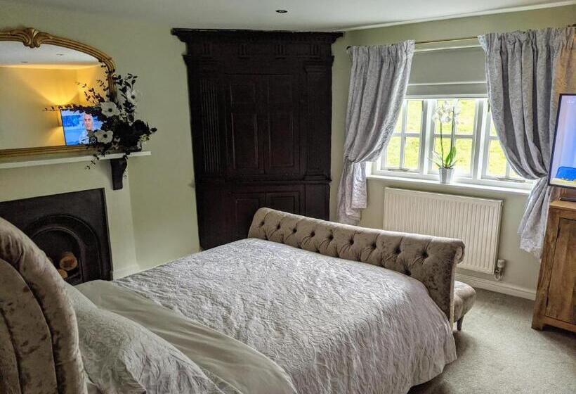 Люкс Deluxe Кровать Кинг, Worralls Grove Guest Farm House