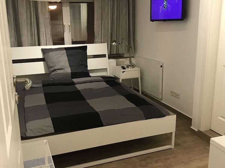 Номер Стандарт, Pension Bahnstrasse