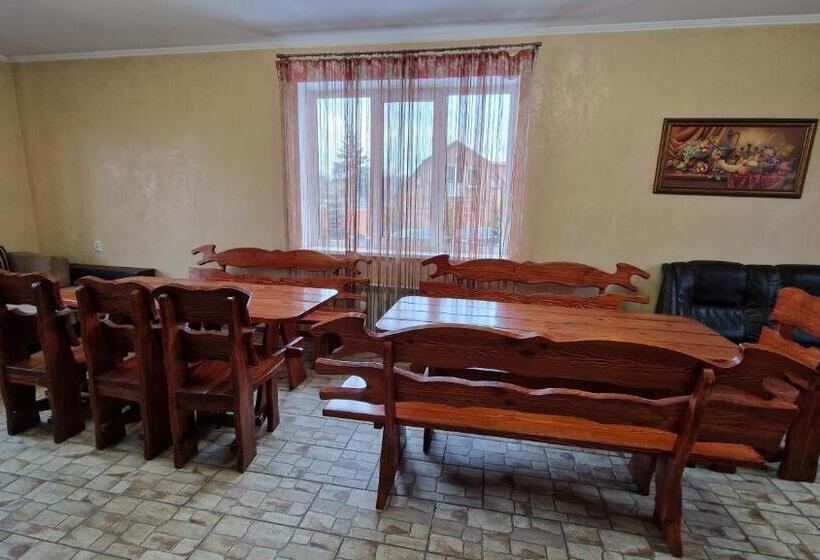 Vila 2 Dormitoris, гостевой дом ник