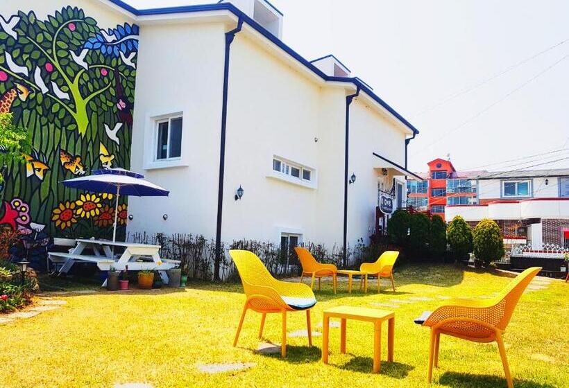 Номер Стандарт, Tongyeong One Guesthouse