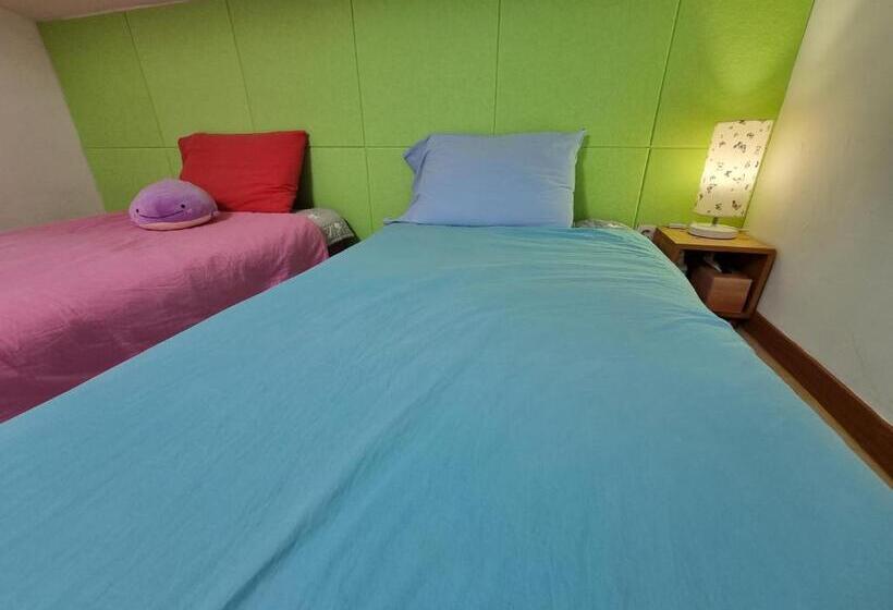Номер Стандарт, Tongyeong One Guesthouse