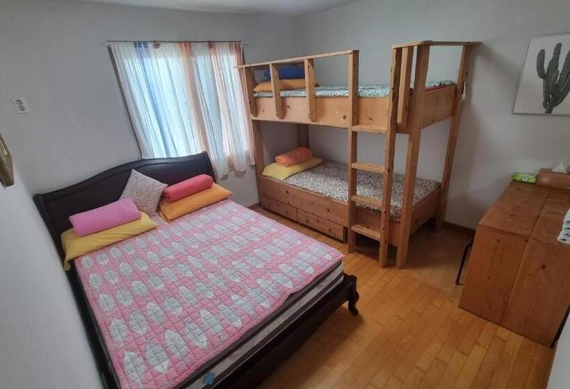 Семейный Номер, Tongyeong One Guesthouse
