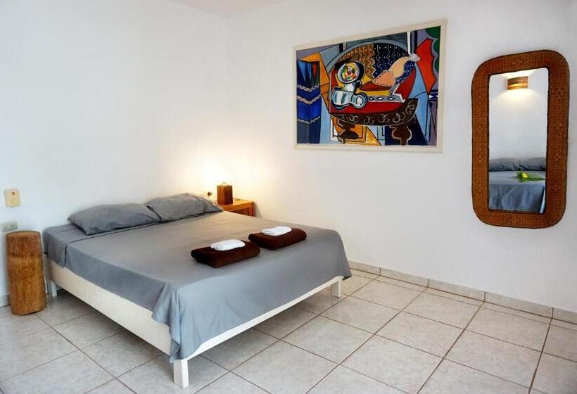 Quarto Quadruple Standart Vista Jardim, Le Bdm Playita