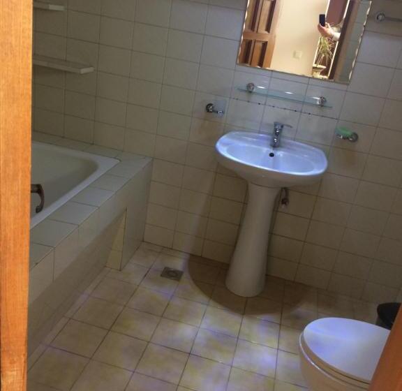 Standard Room, Cozy Guest House In Old Batumi