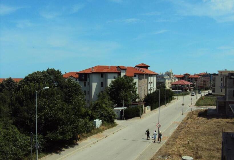 Четырехместный Номер Стандарт Вид на Море, Amfora Guest House