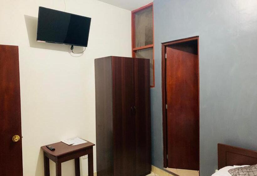 Chambre Standard Individuelle, Hospedaje Marbis