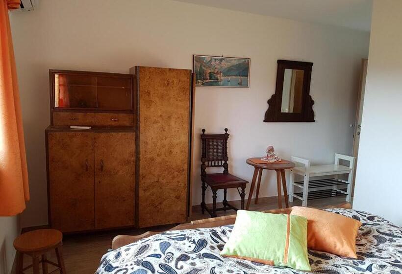 غرفة قياسية, Rooms Tolminska Korita