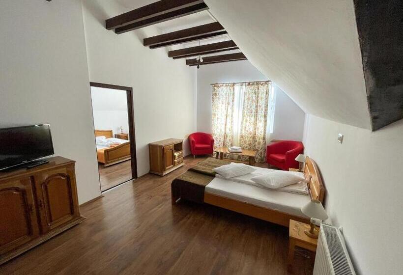 套房, Vila Alisa