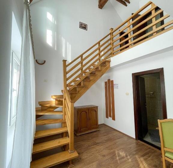 带1个卧室的豪华公寓, Vila Alisa
