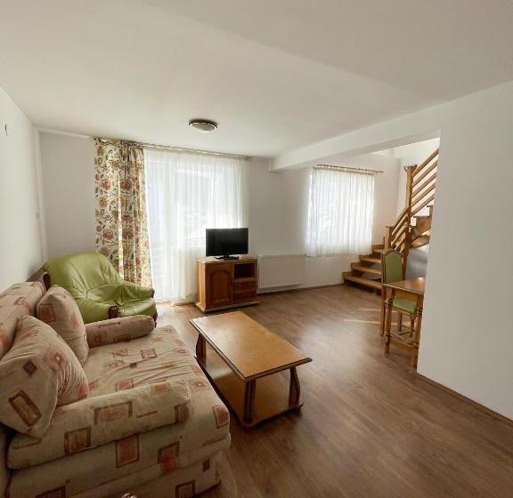 带1个卧室的豪华公寓, Vila Alisa