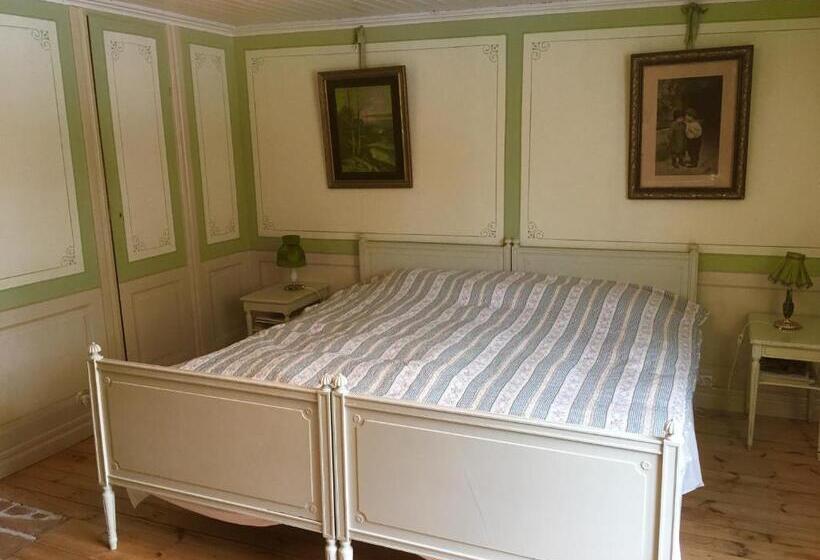 Семейный Номер, Thorstorps Gård B&b