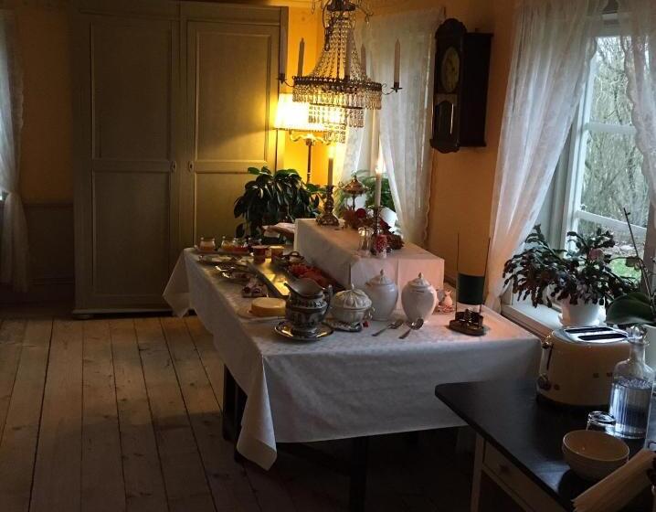 Семейный Номер, Thorstorps Gård B&b