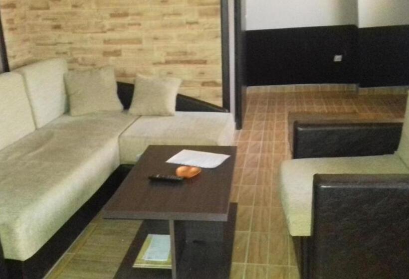 اتاق استاندارد, Asterix Rooms