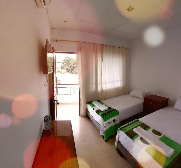 Номер Стандарт Вид на Море, Hostal Gualingo
