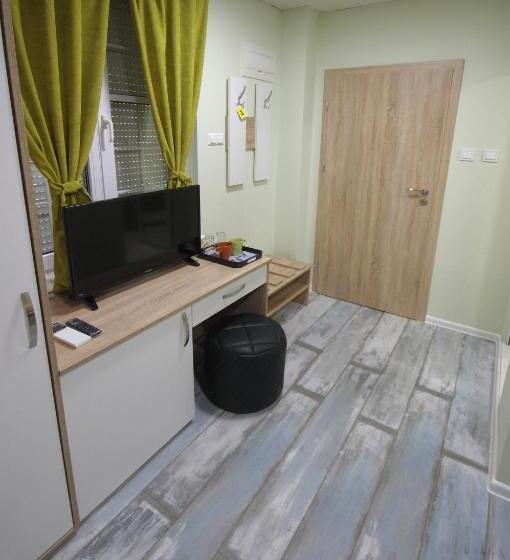스탠다드 룸, Guest House The House топ център габрово