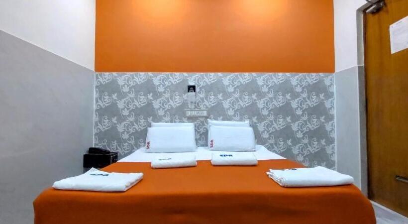 Номер Deluxe, Sarovara Deluxe Rooms