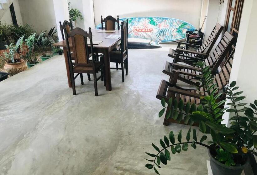 带花园景观和一个卧室的别墅, Royal Resort