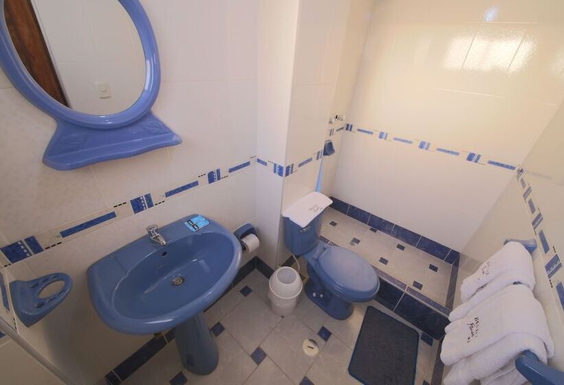 Номер Стандарт Трехместный, Hostal Florida