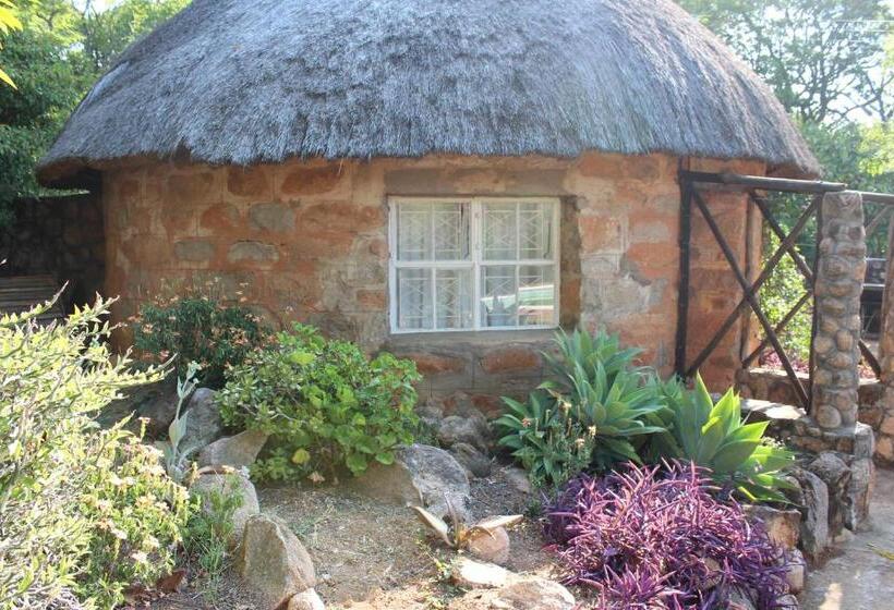 کلبه ییلاقی, Limerick Cottages