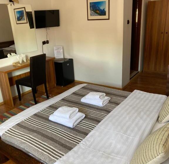 Номер Стандарт Трехместный, Guest House Piatra Craiului
