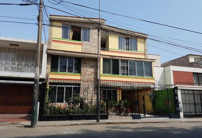 اتاق استاندارد یک نفره, Hospedaje De Lidia