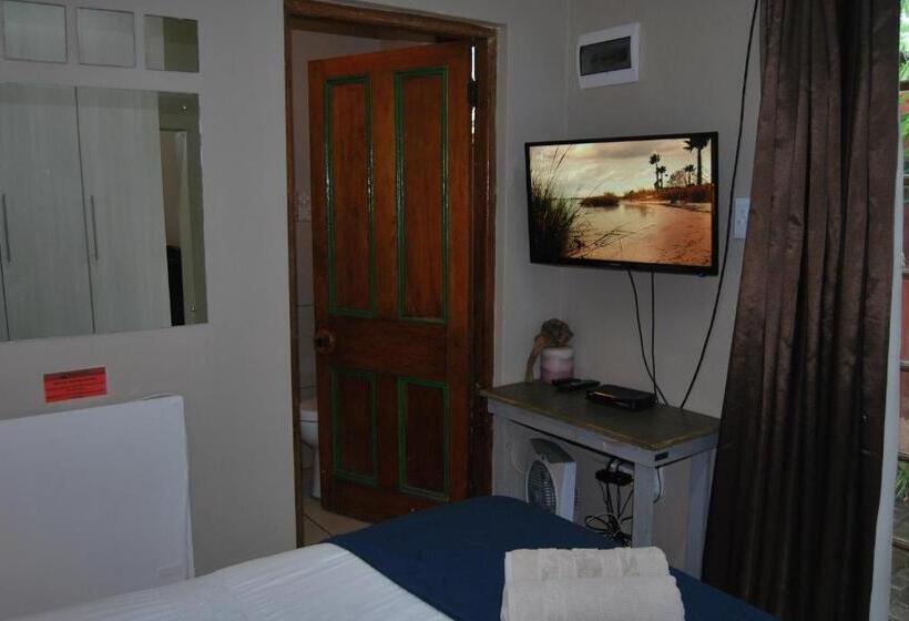 خانه 2 خوابه, 15 Witpeer Street Guesthouse