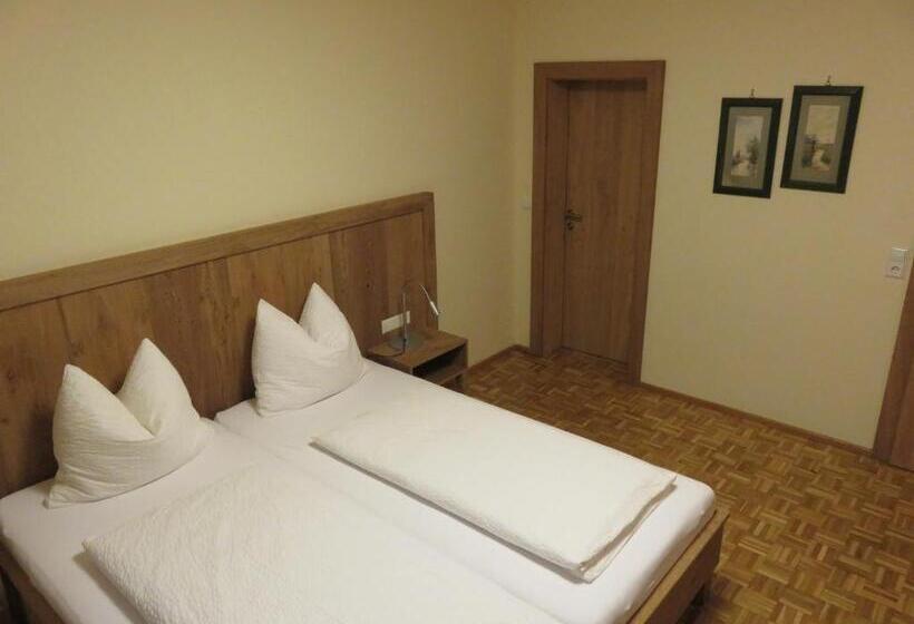 Номер Стандарт, Gasthof Fleischerei Engl