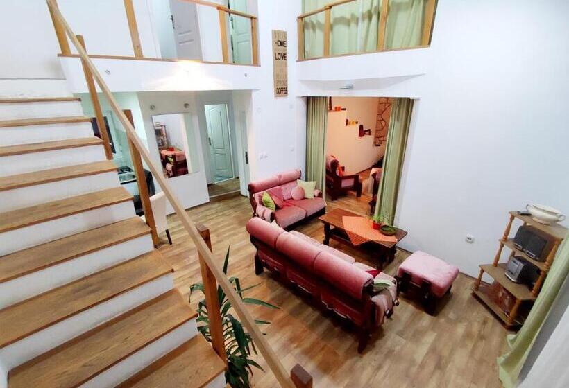 اتاق استاندارد, Apartments And Rooms Minex