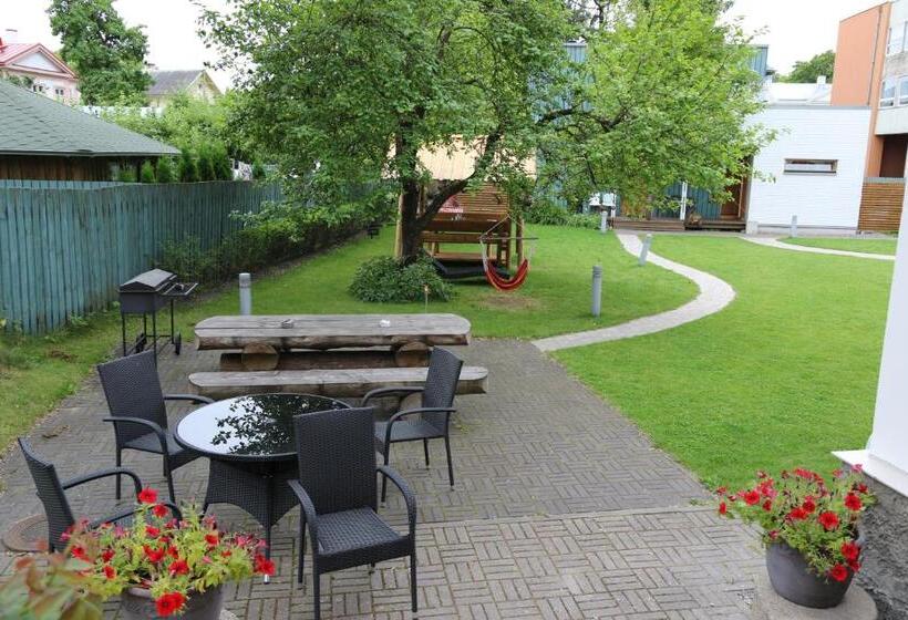 ویلای 1 خوابه با چشم‌انداز باغ, Villa Meri
