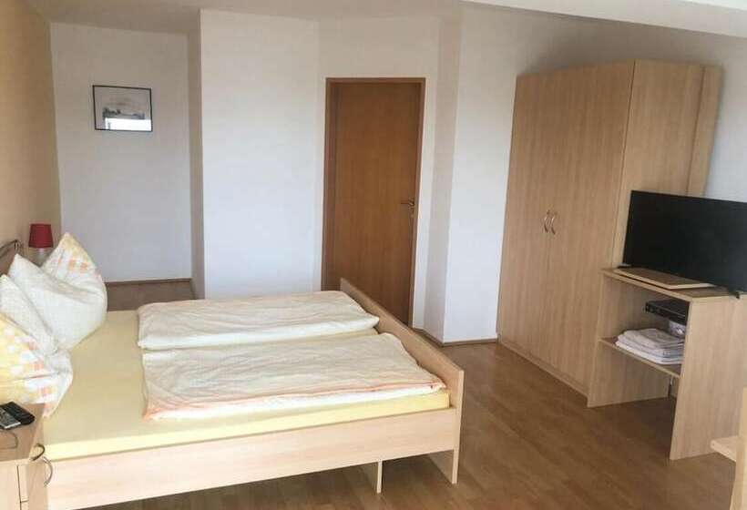 Номер Стандарт, Gasthaus Pension Zum Löwen