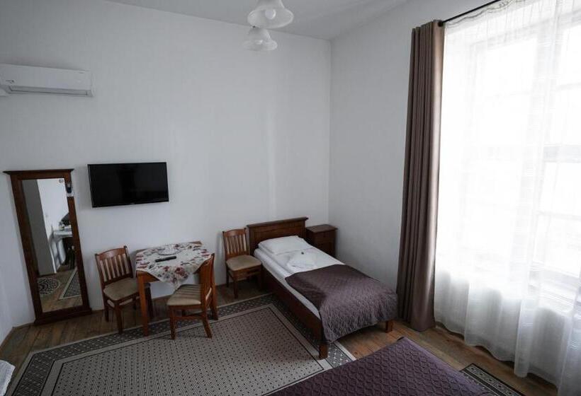 标准三人间, Pensiunea Gasthaus Alte Post
