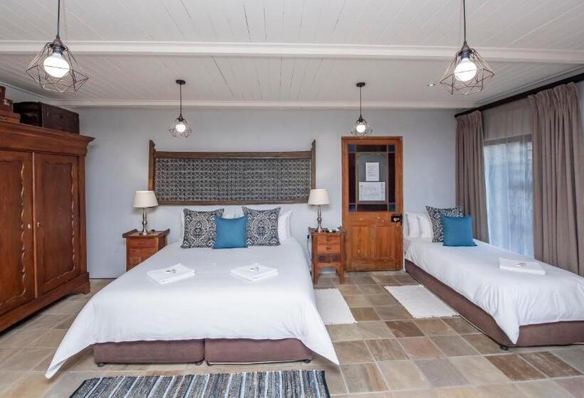 Номер Стандарт Трехместный, Excellent Guest House