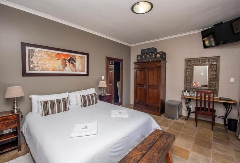 Номер Стандарт Трехместный, Excellent Guest House