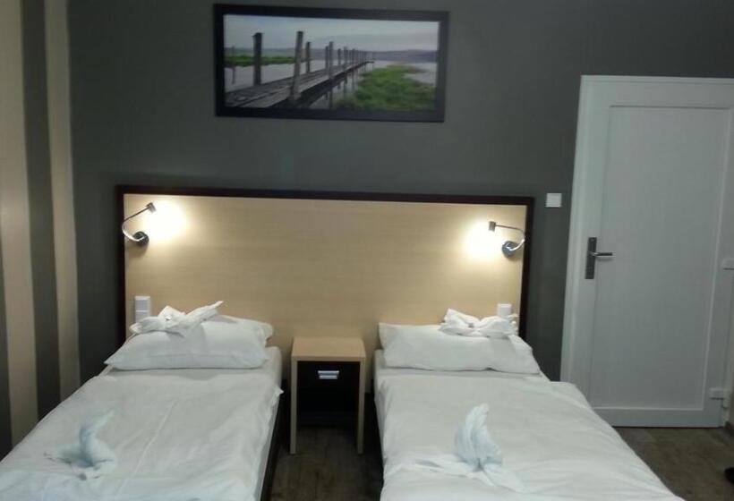 اتاق استاندارد, Pension Central Semmering