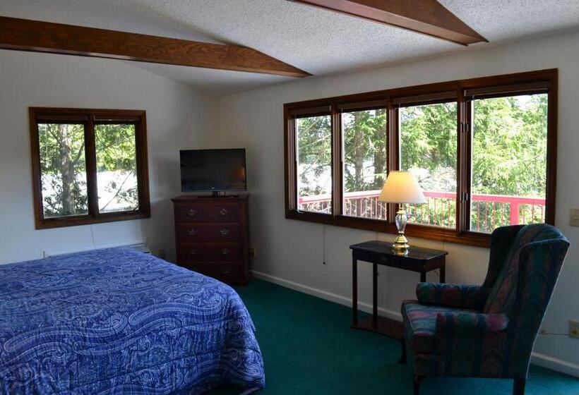 발코니가 있는 스위트, Boundary Waters Resort & Marina