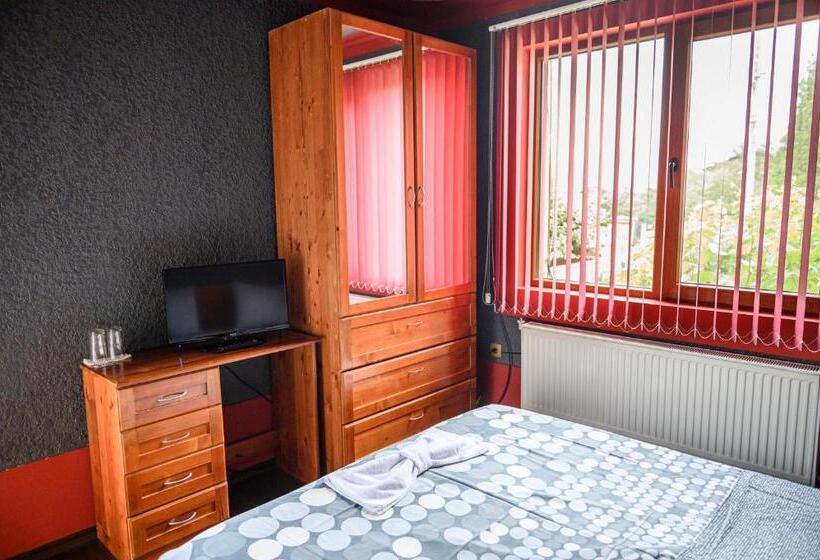 اتاق استاندارد, Medi Guest House