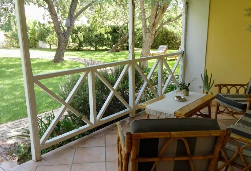 Номер Superior Вид на Сад, Saxecoburg Lodge